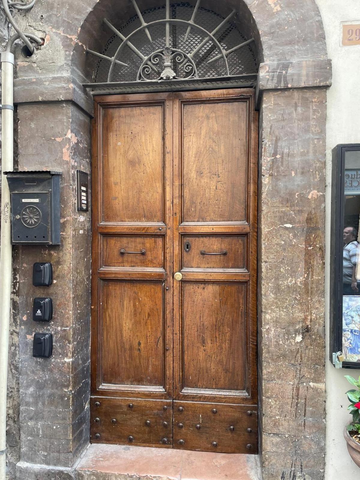 Appartamento Le Volte Di Via Portica Assisi Esterno foto